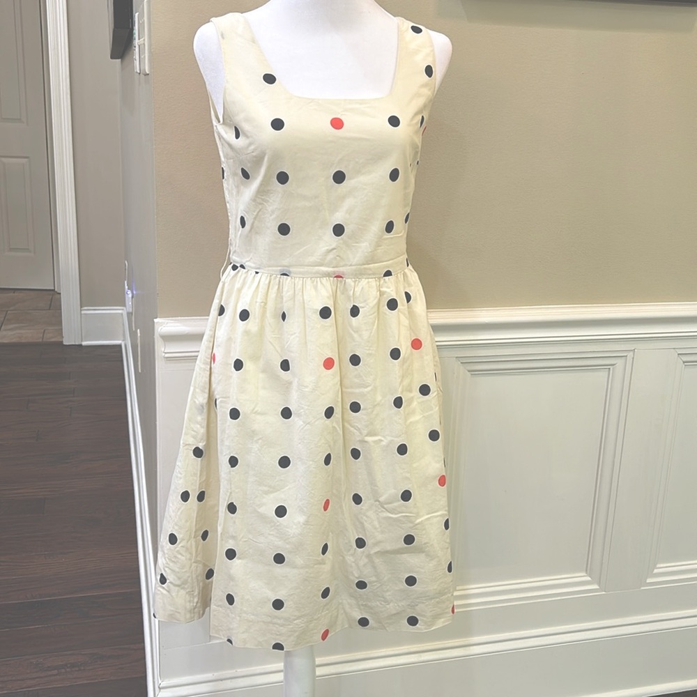 Garnet Hill dress. Cream with red and navy dots. Size 4. Measurements in pics.